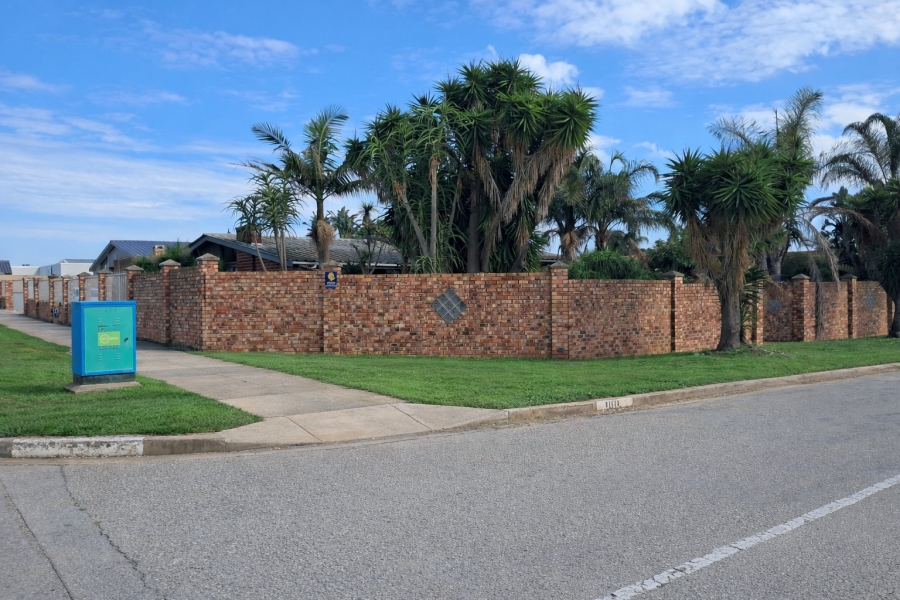 4 Bedroom Property for Sale in Manor Heights Eastern Cape